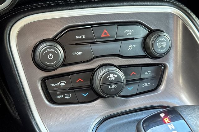 2021 Dodge Challenger SXT BLACKTOP PKG