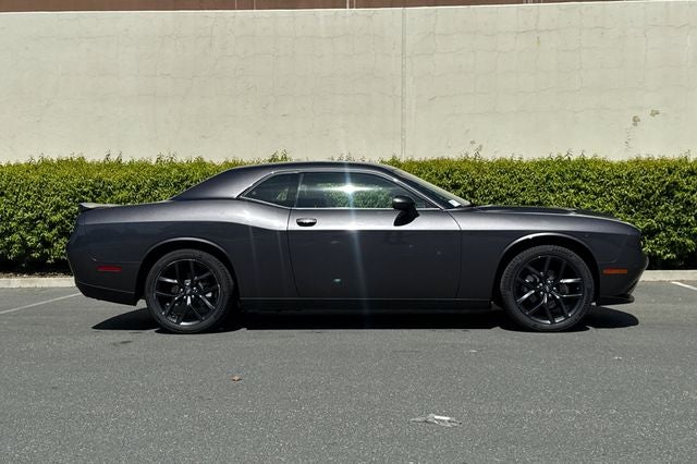 2021 Dodge Challenger SXT BLACKTOP PKG