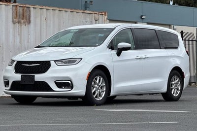 2023 Chrysler Pacifica Touring L TOURING