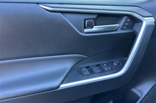 2023 Toyota RAV4 XLE Premium XLE PREMIUM