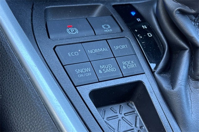 2024 Toyota RAV4 LE LE AWD