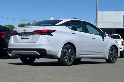 2025 Nissan Versa SV
