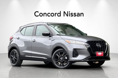 2023 Nissan Kicks SR