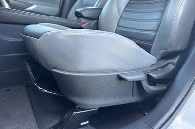 2024 Nissan Kicks SR SR PREMIUM PKG