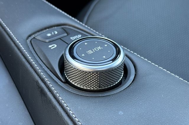 2023 INFINITI QX55 LUXE