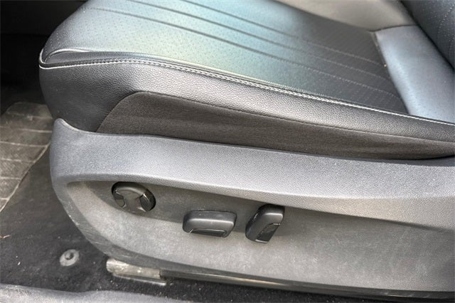 2024 Volkswagen Tiguan 2.0T SE SE