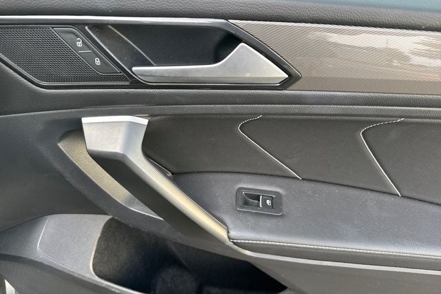 2024 Volkswagen Tiguan 2.0T SE SE