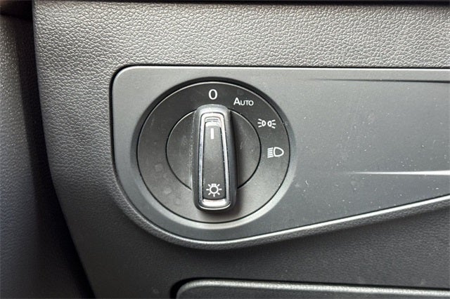 2024 Volkswagen Tiguan 2.0T SE SE