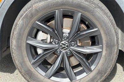 2024 Volkswagen Tiguan 2.0T SE SE