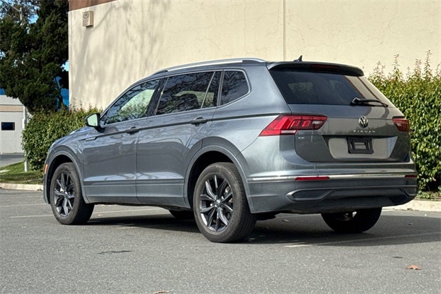2024 Volkswagen Tiguan 2.0T SE SE