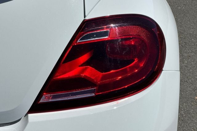 2019 Volkswagen Beetle Convertible 2.0T S