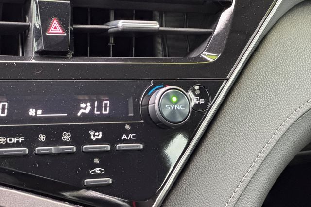 2024 Toyota Camry Hybrid LE LE