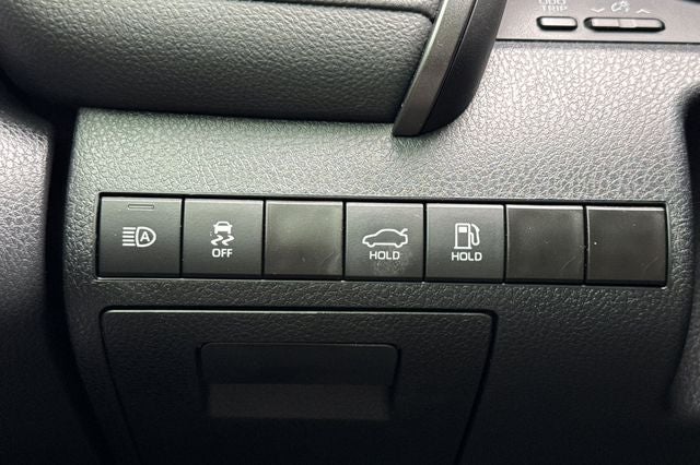 2024 Toyota Camry Hybrid LE LE