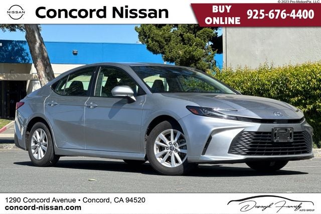 2025 Toyota Camry LE LE HYBRID