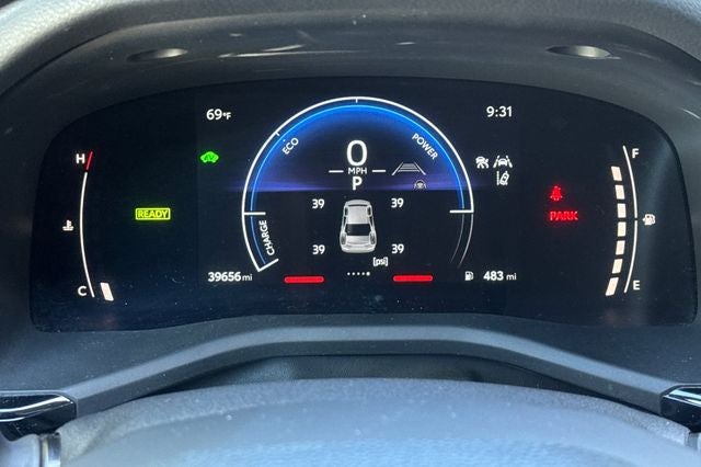 2025 Toyota Camry LE LE HYBRID