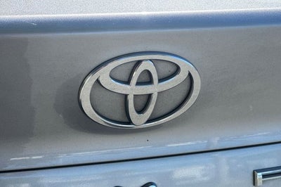 2025 Toyota Camry LE LE HYBRID