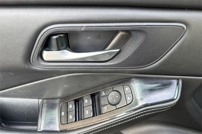 2024 Nissan Rogue SV SV