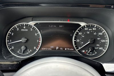 2024 Nissan Pathfinder SV