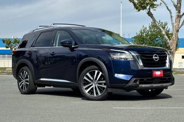 2023 Nissan Pathfinder Platinum PLAINUM