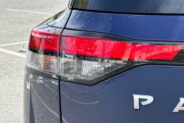 2023 Nissan Pathfinder Platinum PLAINUM