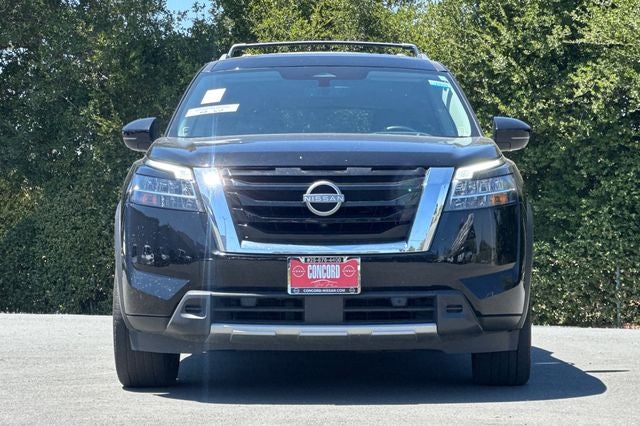 2023 Nissan Pathfinder Platinum PLATIMUM