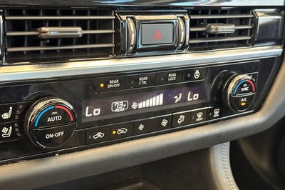 2023 Nissan Pathfinder Platinum PLATIMUM