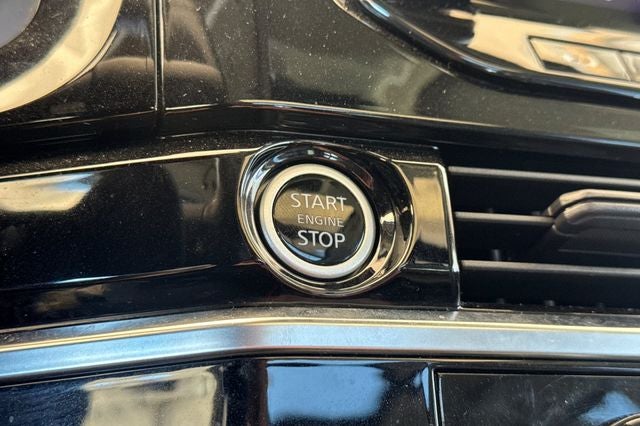 2023 Nissan Pathfinder Platinum PLATIMUM