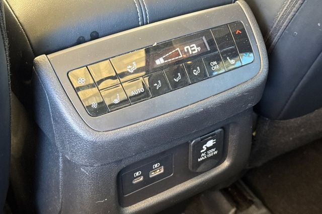 2023 Nissan Pathfinder Platinum PLATIMUM