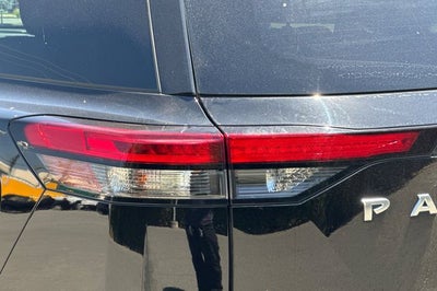 2023 Nissan Pathfinder Platinum PLATIMUM