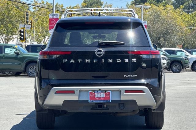 2023 Nissan Pathfinder Platinum PLATIMUM