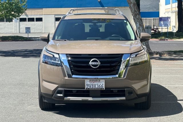2024 Nissan Pathfinder Platinum PLATINUM 4WD