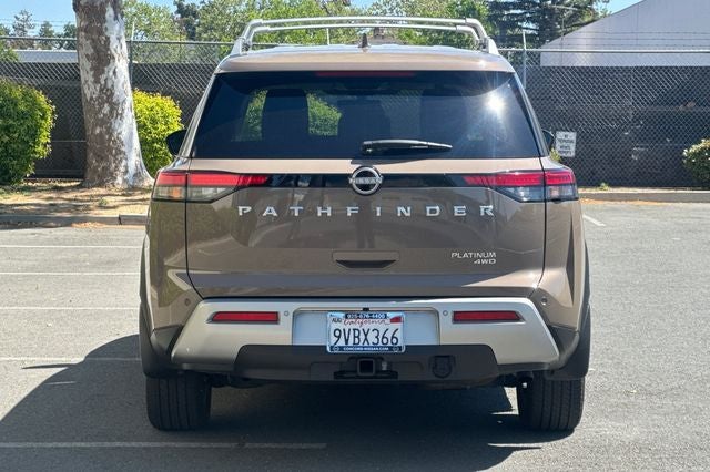 2024 Nissan Pathfinder Platinum PLATINUM 4WD