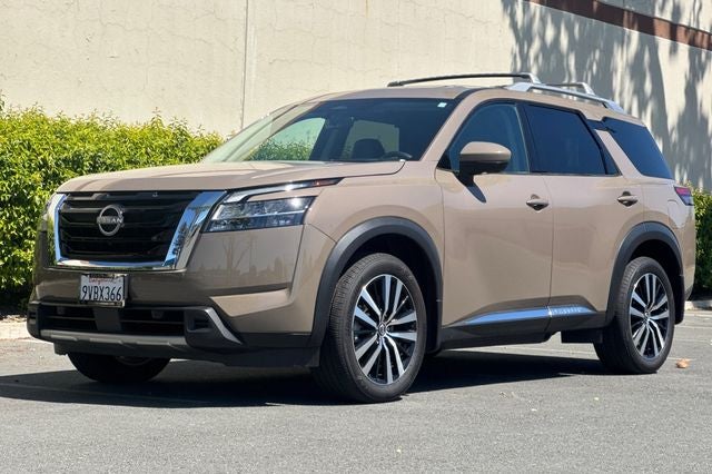 2024 Nissan Pathfinder Platinum PLATINUM 4WD