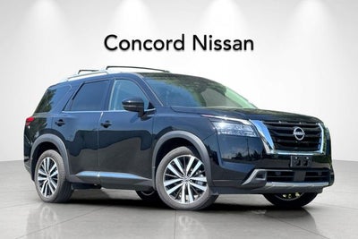 2025 Nissan Pathfinder Platinum