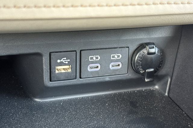 2024 Toyota Highlander XLE XLE