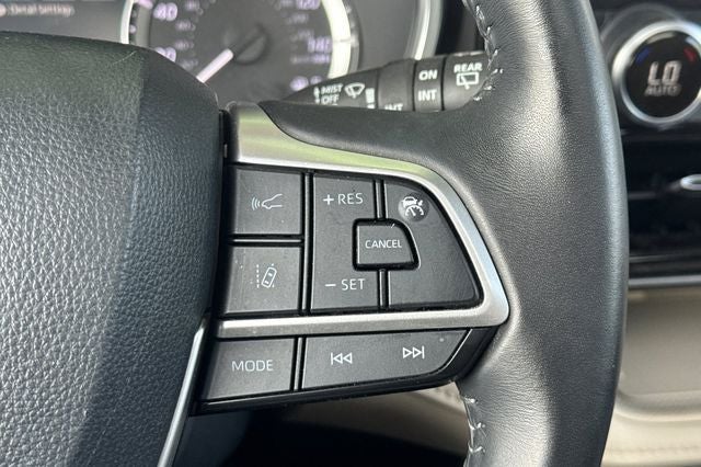 2024 Toyota Highlander XLE XLE