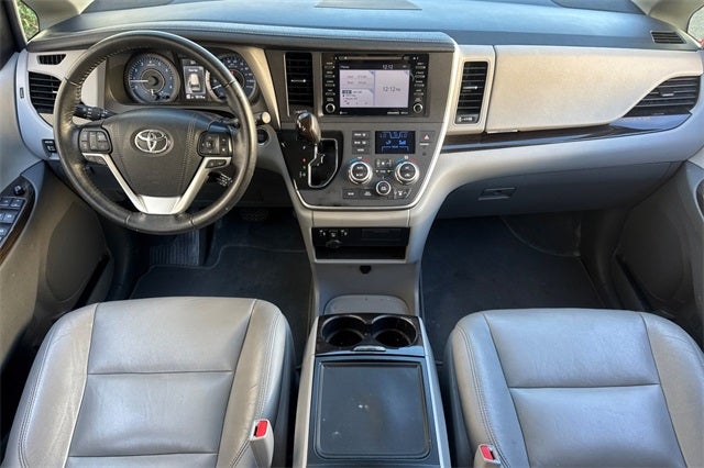 2020 Toyota Sienna XLE 7 Passenger