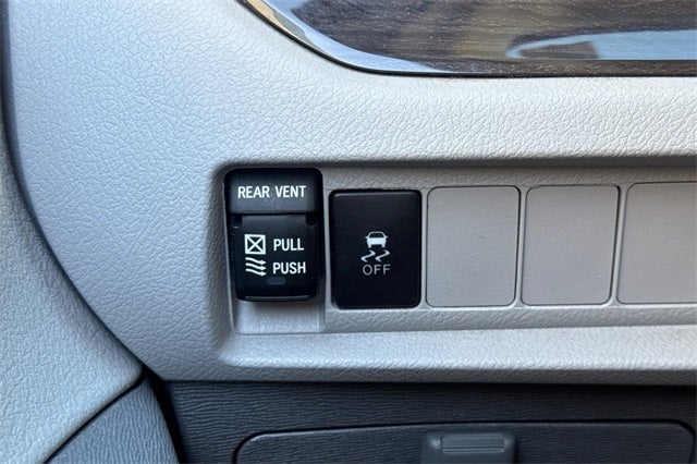 2020 Toyota Sienna XLE 7 Passenger