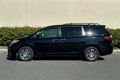 2020 Toyota Sienna XLE 7 Passenger
