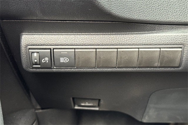 2025 Toyota Corolla LE LE FWD