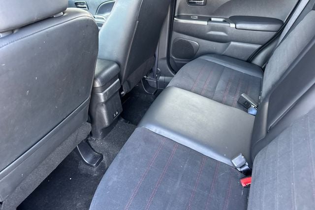 2024 Mitsubishi Outlander Sport Base