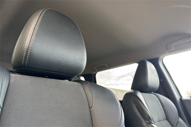 2024 Mitsubishi Outlander SE SE