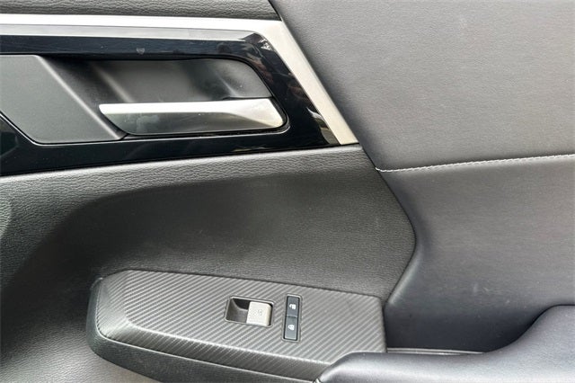 2024 Mitsubishi Outlander SE SE