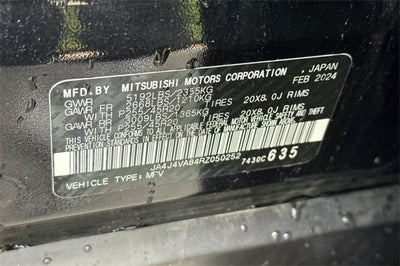 2024 Mitsubishi Outlander SE SE