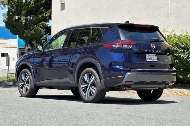 2025 Nissan Rogue SL