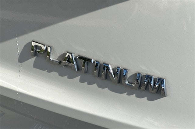 2023 Nissan Rogue Platinum PLATINUM