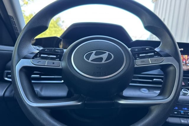 2024 Hyundai Elantra SEL SEL