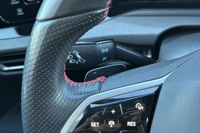 2024 Volkswagen Golf GTI 2.0T S