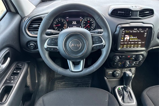 2023 Jeep Renegade Latitude LATITUDE 4WD