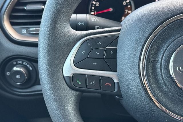 2023 Jeep Renegade Latitude LATITUDE 4WD